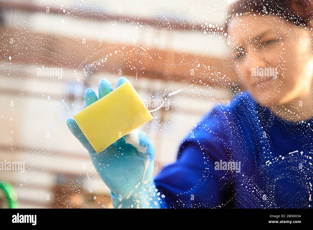 Allgemeine Ordnung und Sauberkeit Fenster reinigen, Fensterreiniger