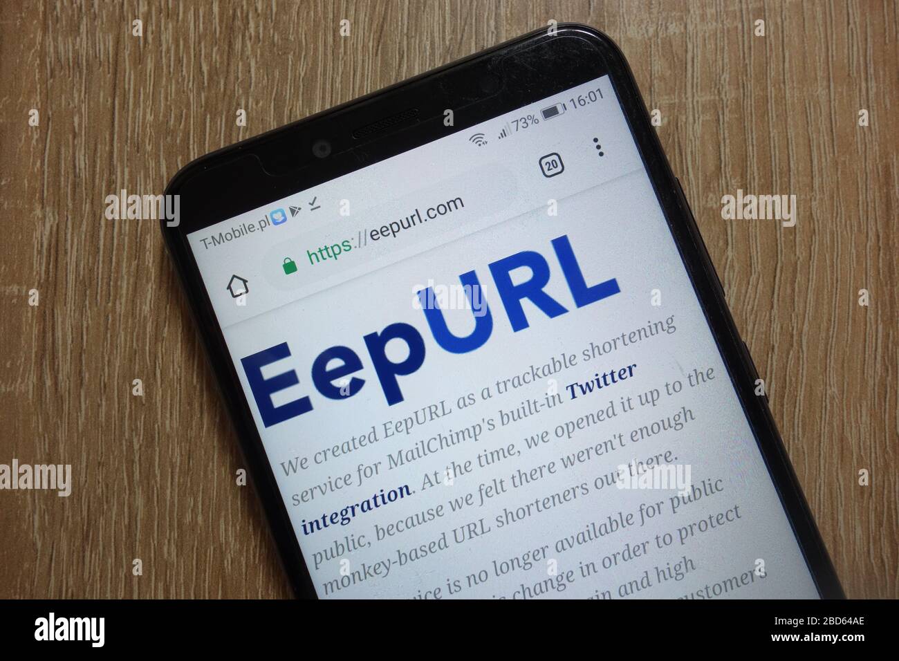 EepURL-Website (eepurl.com) auf dem Smartphone angezeigt Stockfoto