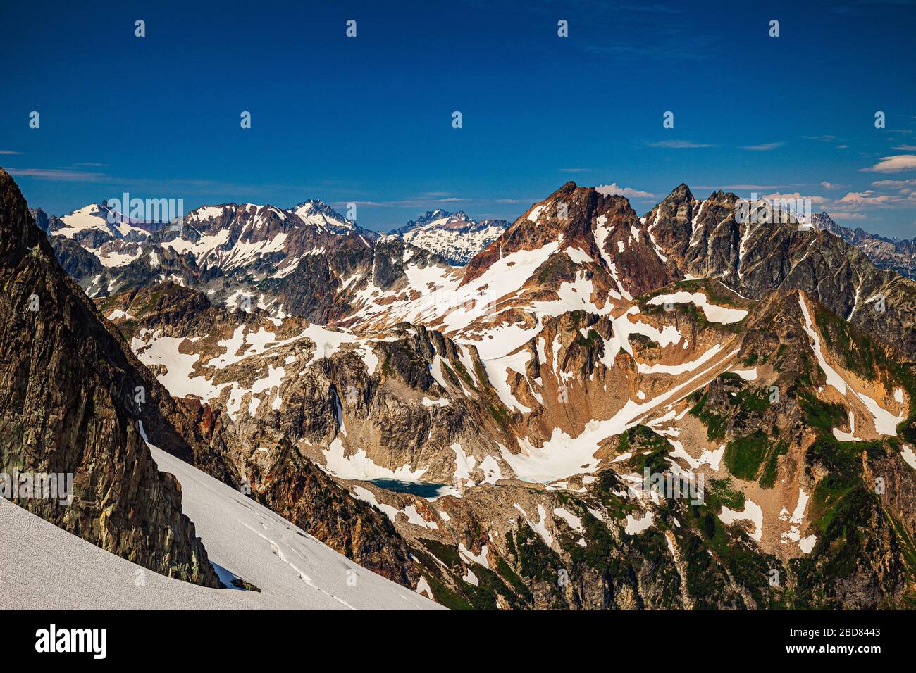 Der Ptarmigan Traverse ist ein alpines Bergsteigerabenteuer mit einem der schönsten Landschaften Nordamerikas. Stockfoto