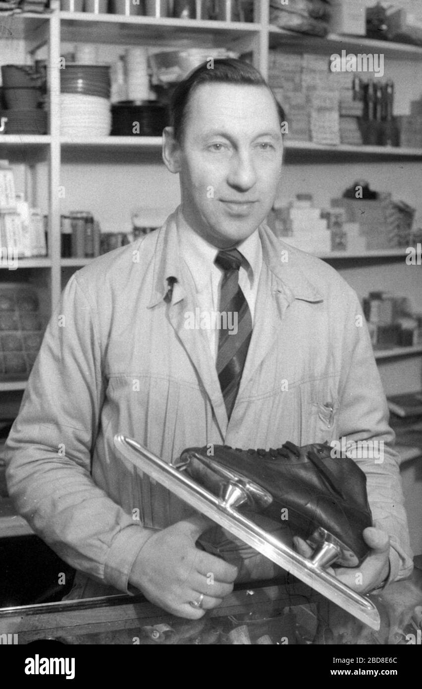 'Ivar Ballangrud; 1949; http//digitaltmuseum.no/011012917671?rows=72