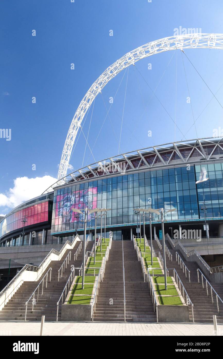 Wembley Stadium und London Designer Outlet Stockfoto