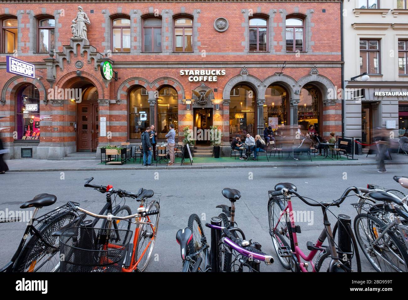 Starbucks Coffee Store in Sodermalm, dem böhmischen Stadtteil von Stockholm, Schweden, Europa Stockfoto