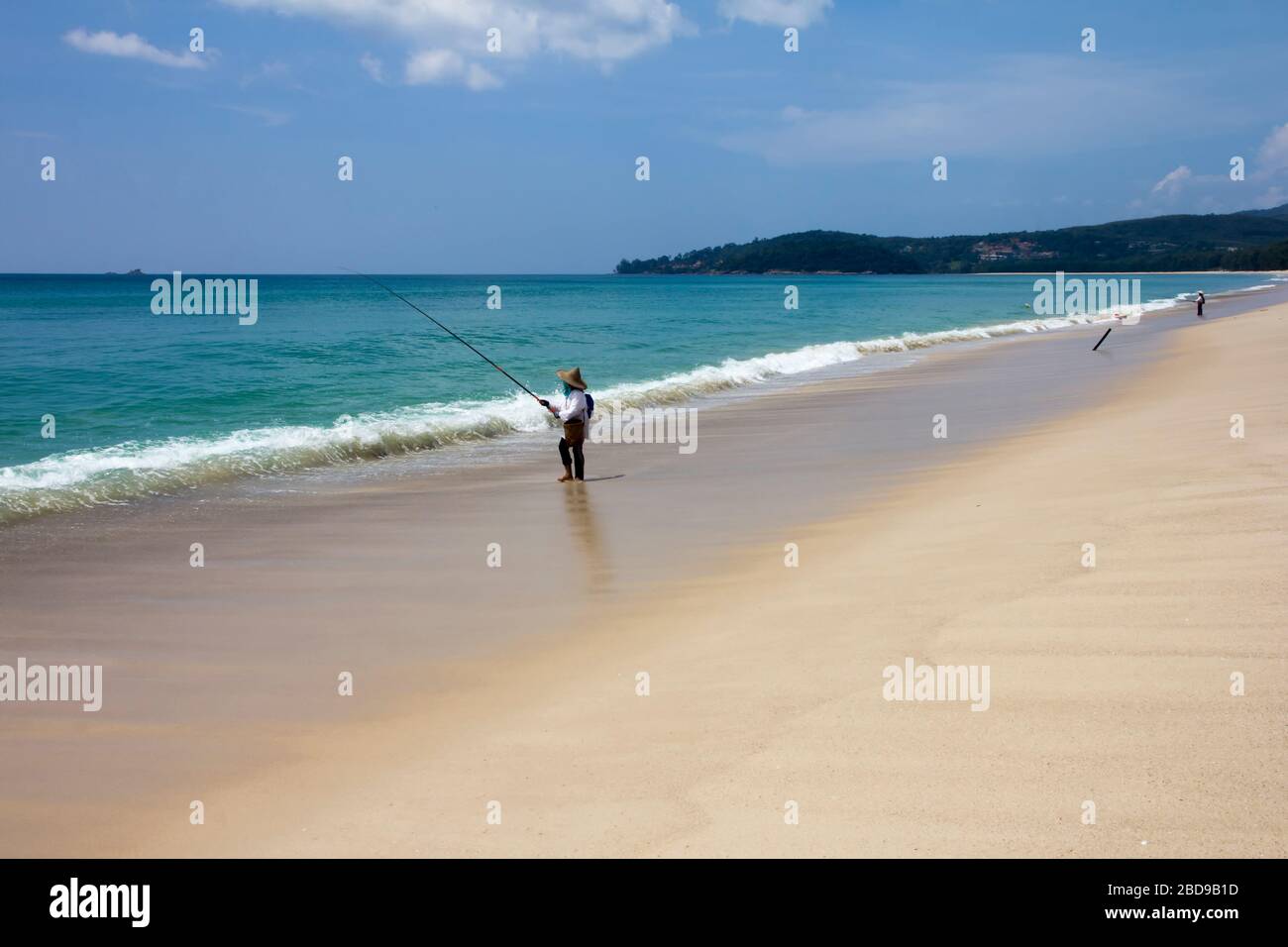 Angeln am Strand von Bang Tao, Phuket, Thailand Stockfoto