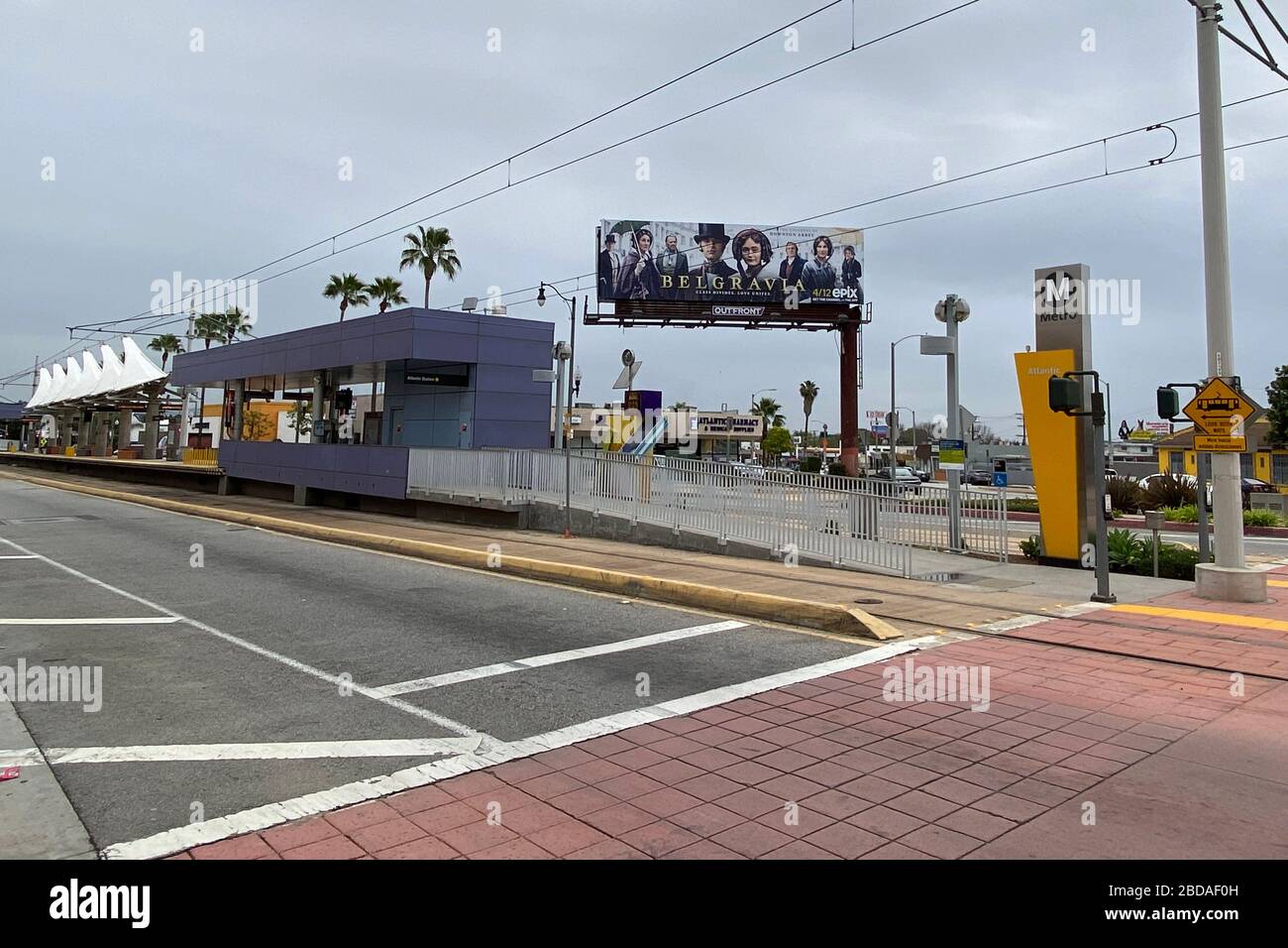 KALIFORNIEN, USA. April 2020. Die freie Metro-Rail-Gold-Linie-Station am Atlantic Blvd inmitten der globalen Coronavirus-COVID-19-Pandemie, Dienstag, 7. April 2020, in Los Angeles, Kalifornien, USA. (Foto von IOS/Espa-Images) Credit: European Sports Photo Agency/Alamy Live News Stockfoto