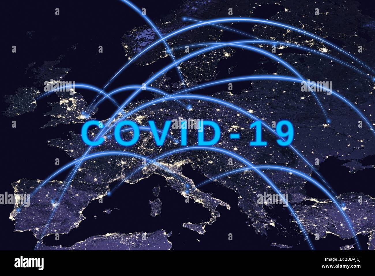 Konzept der Verbreitung der Covid-19-Krankheit in Europa von Satellitenbildern bei Nacht gesehen- enthält Elemente von der NASA eingerichtet Stockfoto