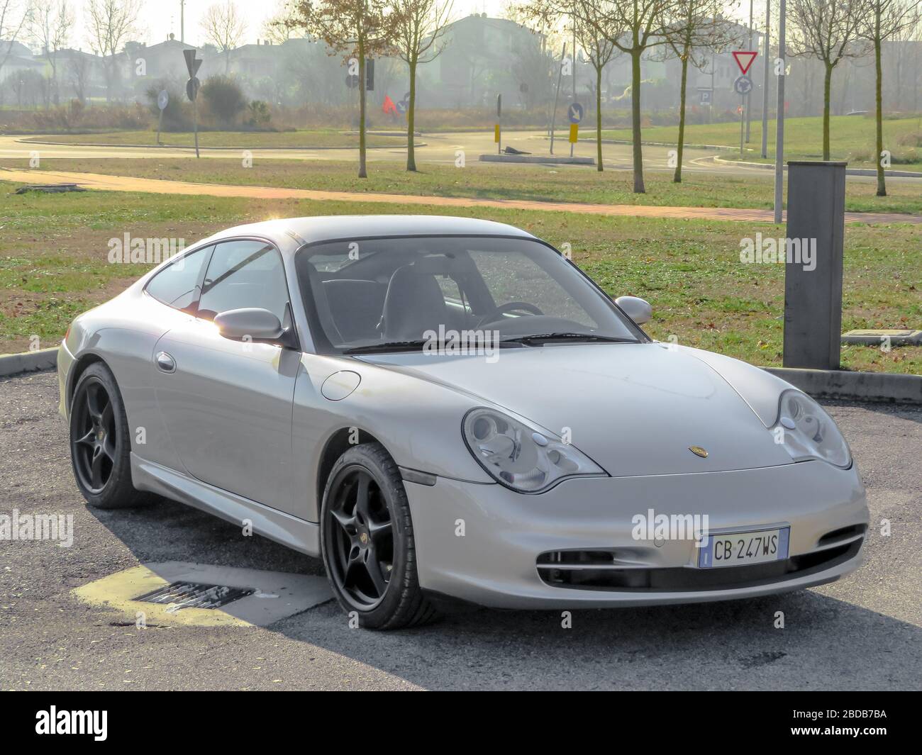 Bologna, Italien - 6. Februar 2019: Porsche 911 Sportwagen oder Porsche Carrera. Stockfoto
