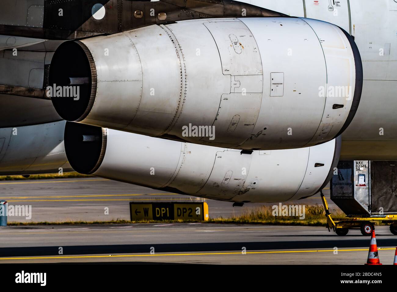 South African Airways Airbus A340-300 ZS-SXB in Ruhephase am Flughafen Frankfurt Stockfoto