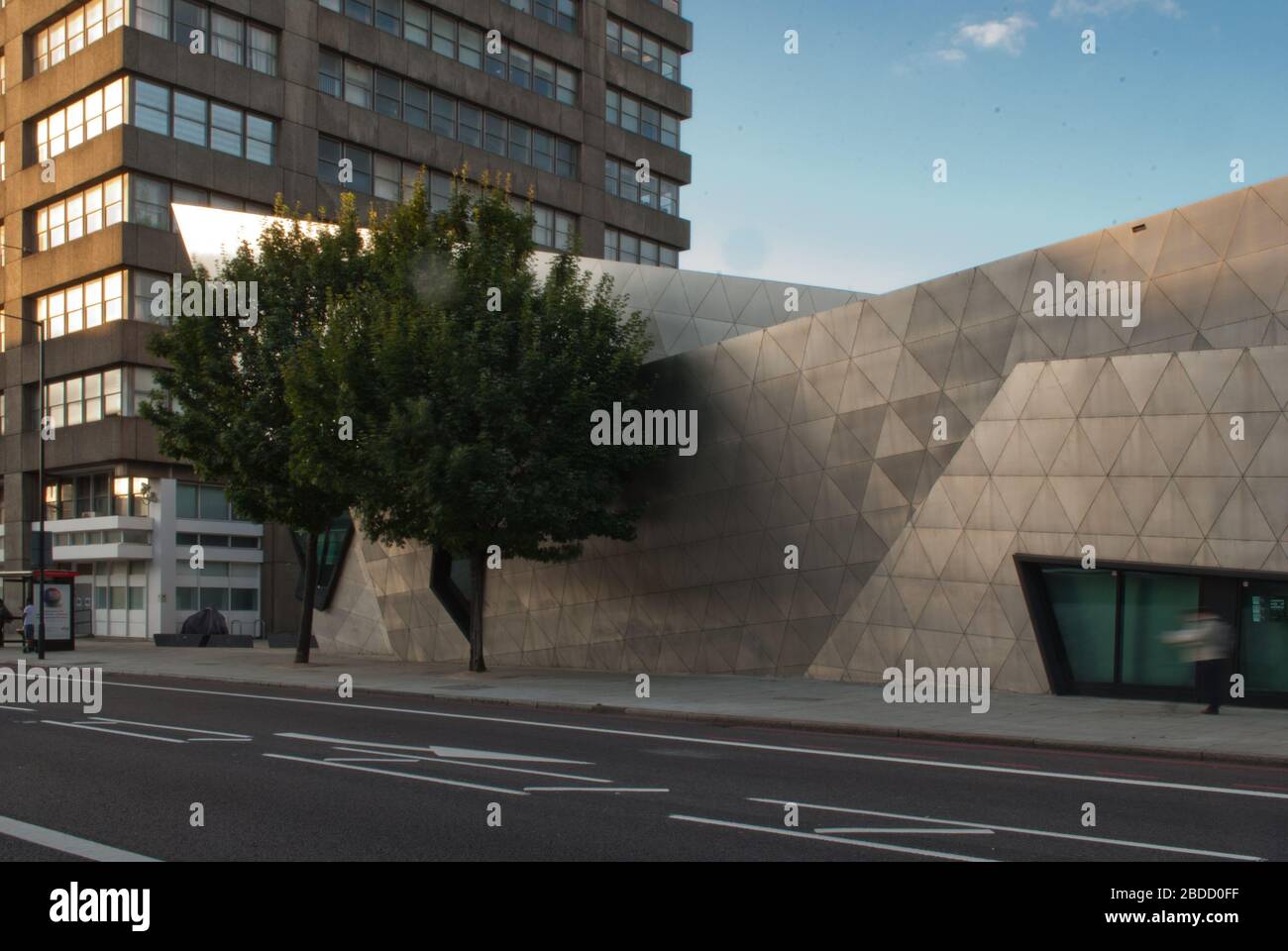 London Metropolitan University Graduate Centre 166-220 Holloway Road, London N7 8DB von Studio Daniel Libeskind Architekt Deconstructivism Stockfoto