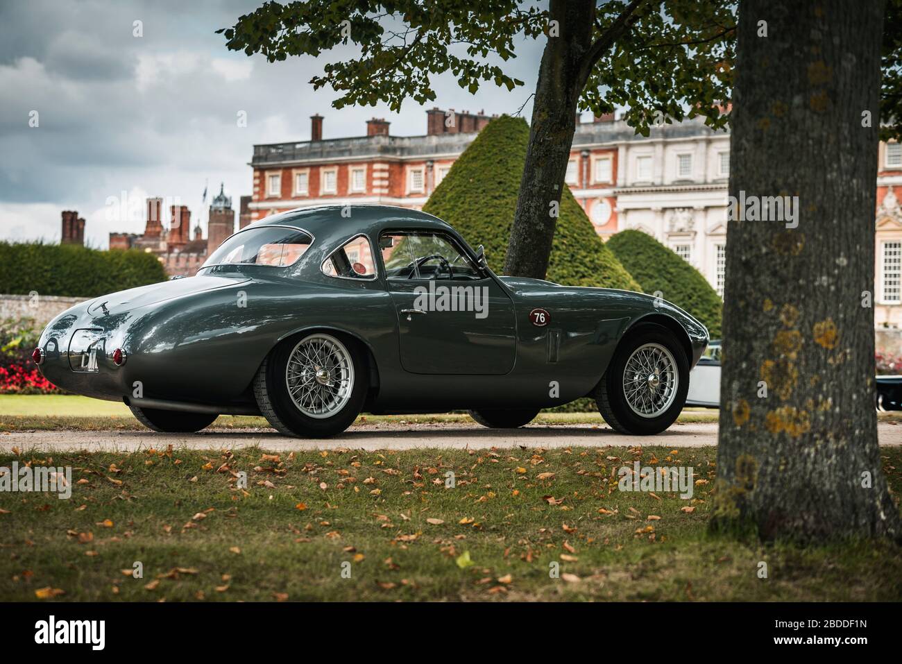 1954 Frazer Nash Le Mans Coupé beim 2019 Concours of Elegance im Hampton Court Palace Stockfoto