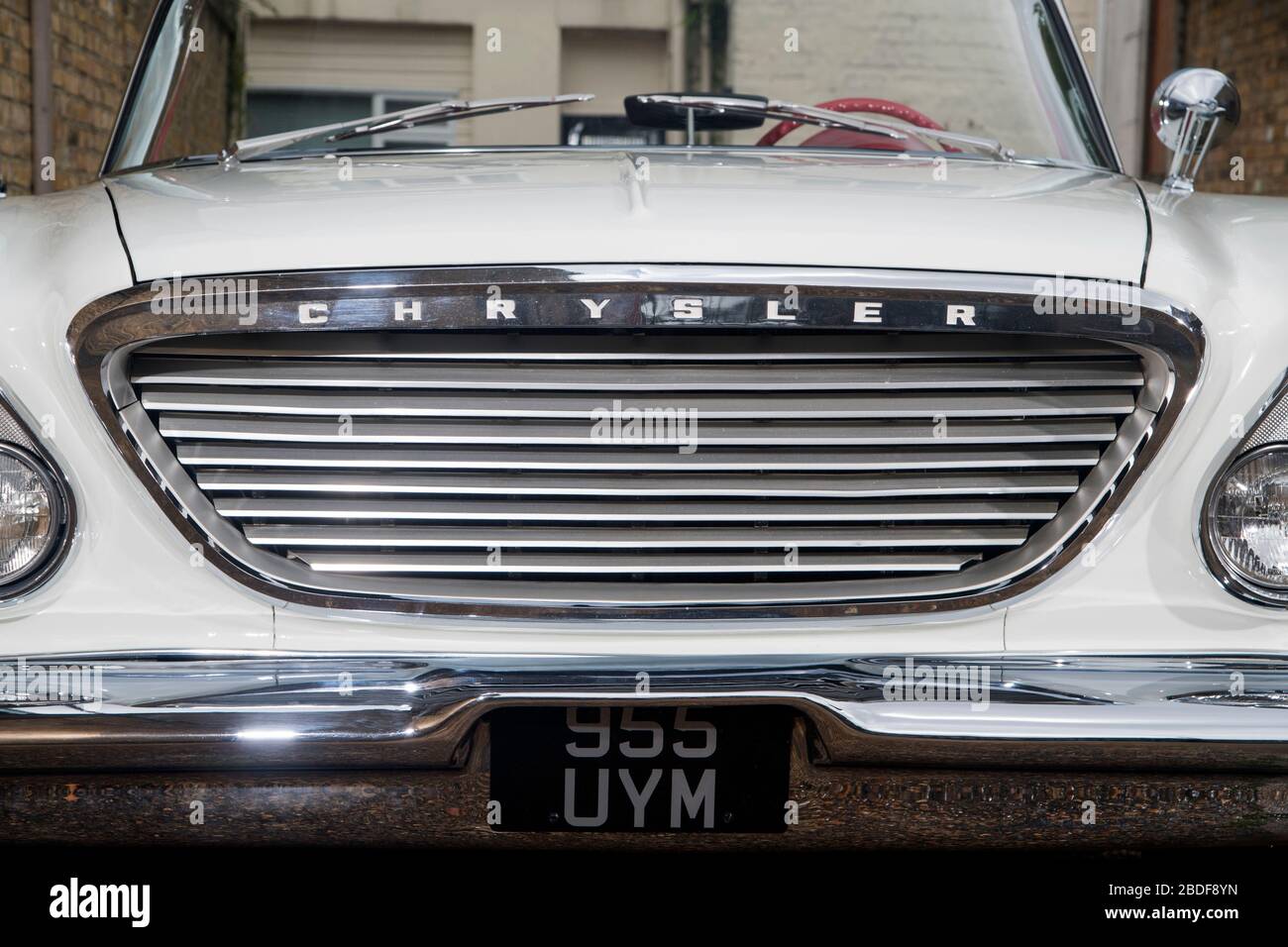 1961 Chrysler Newport Cabrio amerikanischen Klassiker Auto Stockfoto