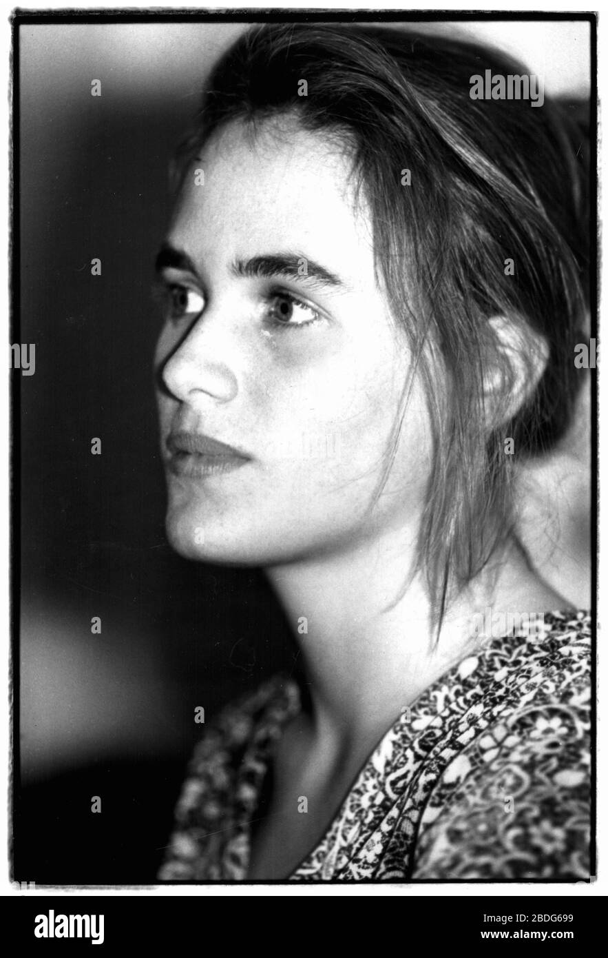 Die französische Schauspielerin Judith Godreche erscheint auf der Pressekonferenz in Lyon, 1990, Frankreich Stockfoto