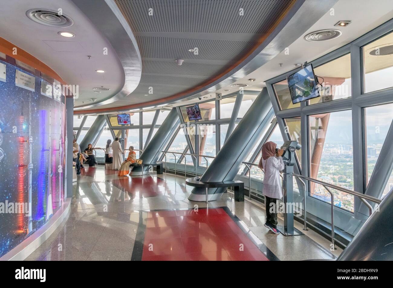 Aussichtsplattform des KL Tower (Menara Kuala Lumpur), Kuala Lumpur, Malaysia Stockfoto