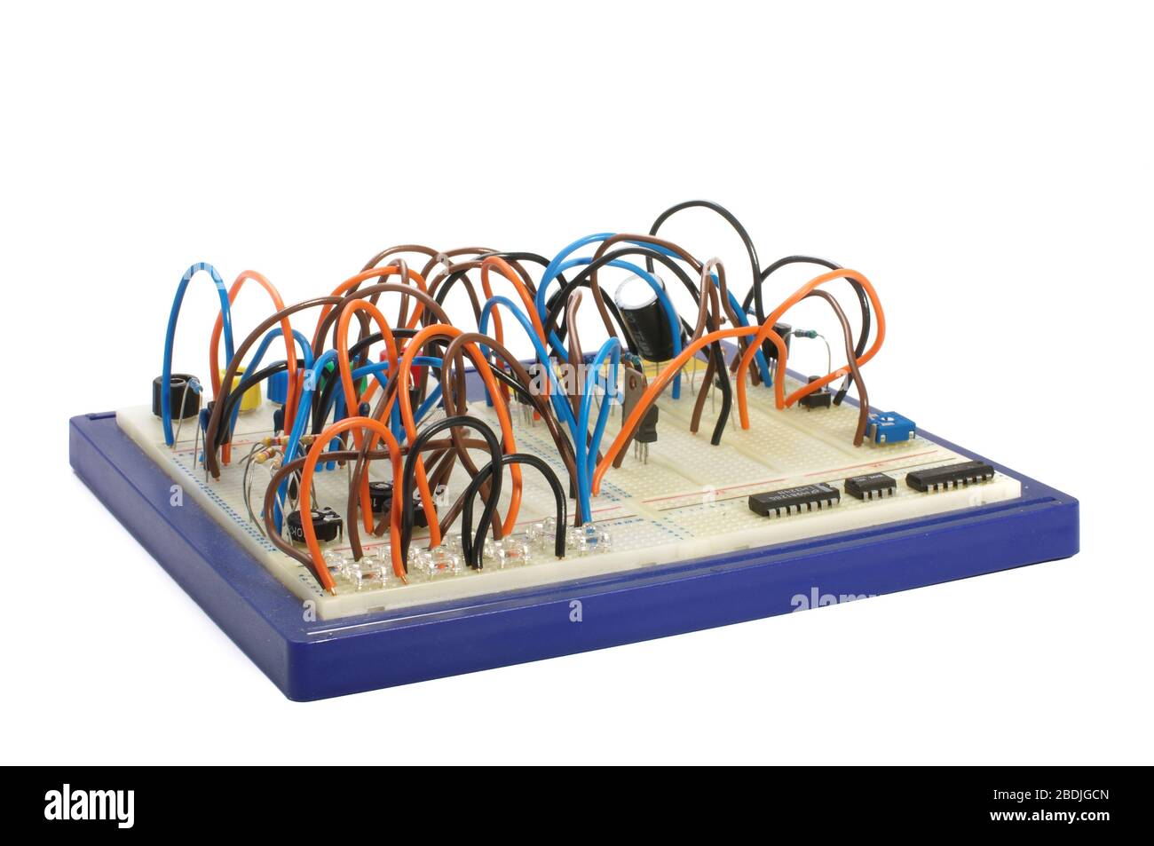 Elektronik Projekt Prototyp auf dem Universal-Breadboard Stockfoto
