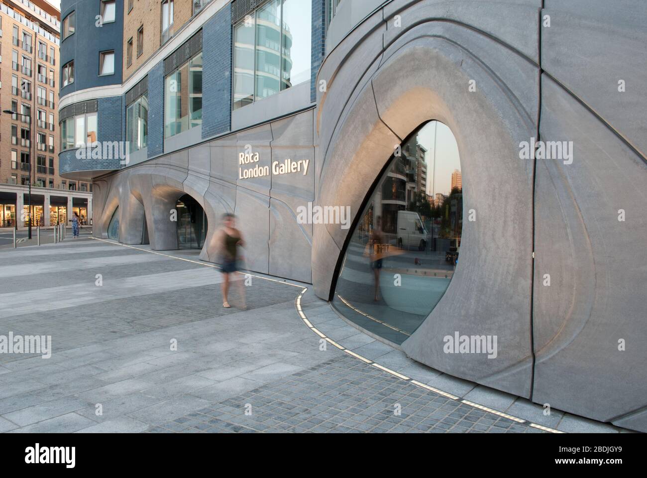 Badezimmer Showroom Design Architektur Roca Gallery, Station Court, Townmead Road, Fulham, London SW6 2PY von Zaha Hadid Architect Stockfoto