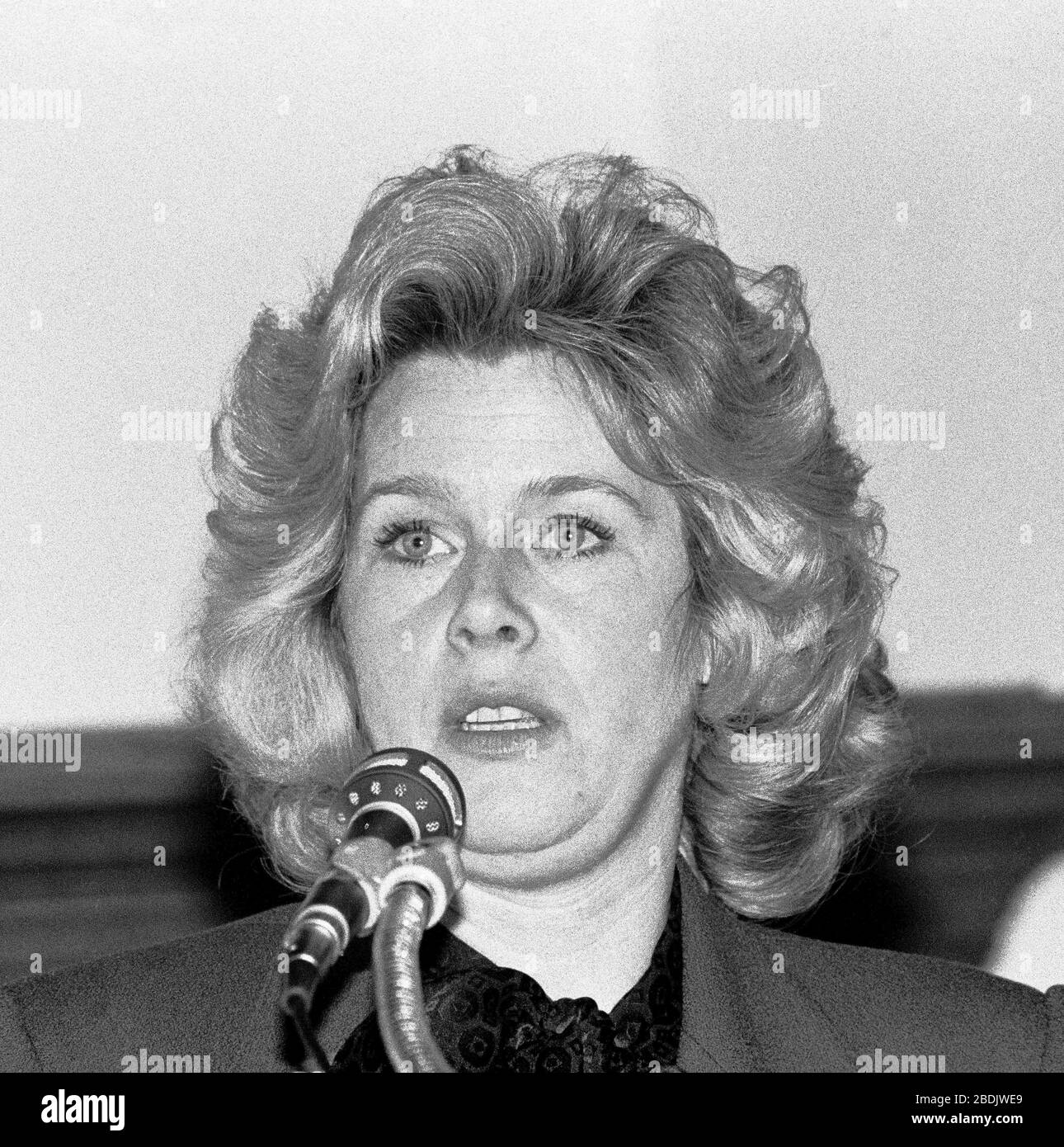 Mary Elizabeth Tipper Gore kämpft im März 1988 für ihren Mann im Saint Francise Yacht Club in San Francisco, Kalifornien Stockfoto