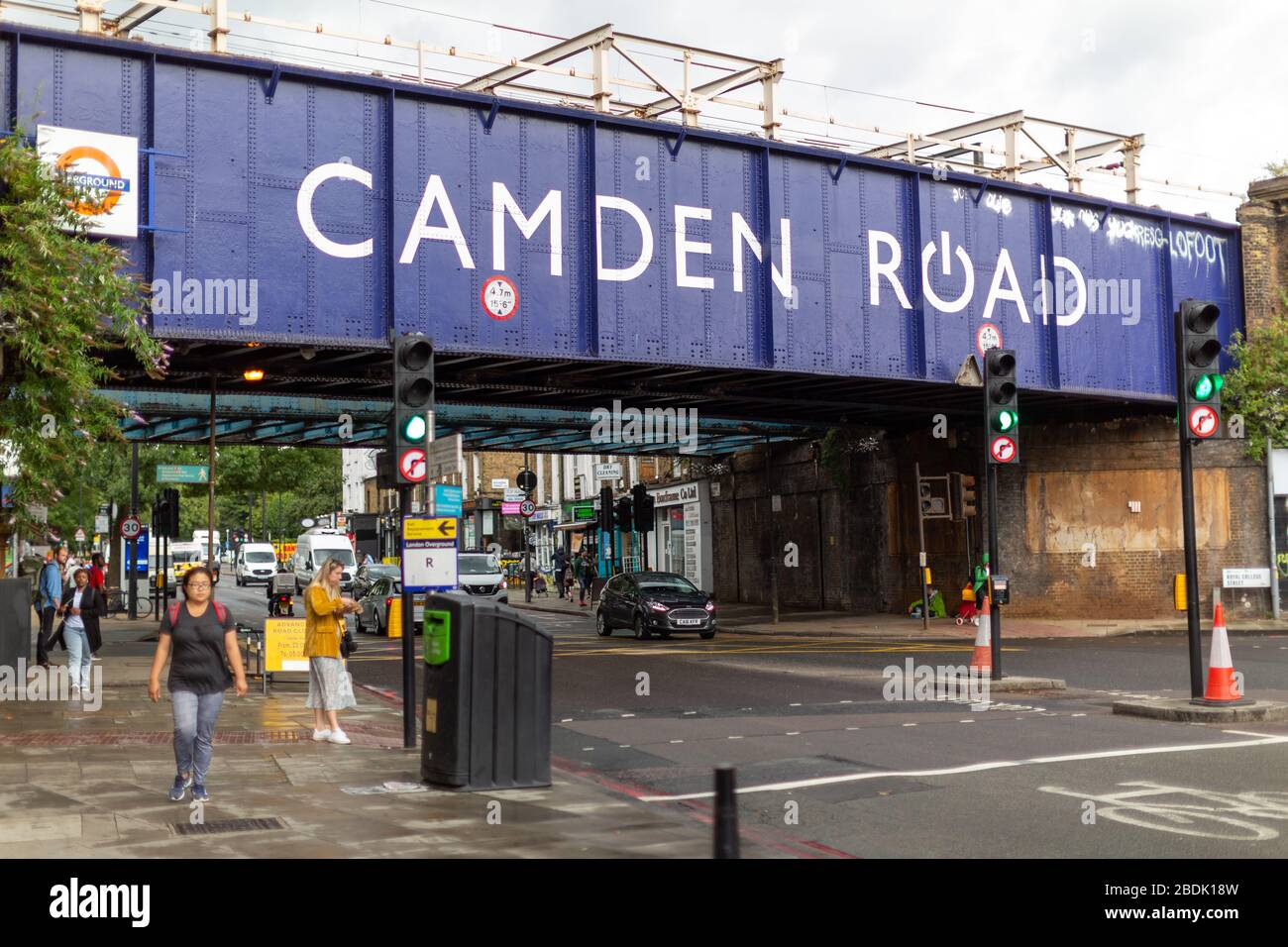 London, Großbritannien - 31. Juli 2019. Der London Borough of Camden Town, der am besten für Camden Market bekannt ist, ist bei Touristen und Einheimischen beliebt Stockfoto