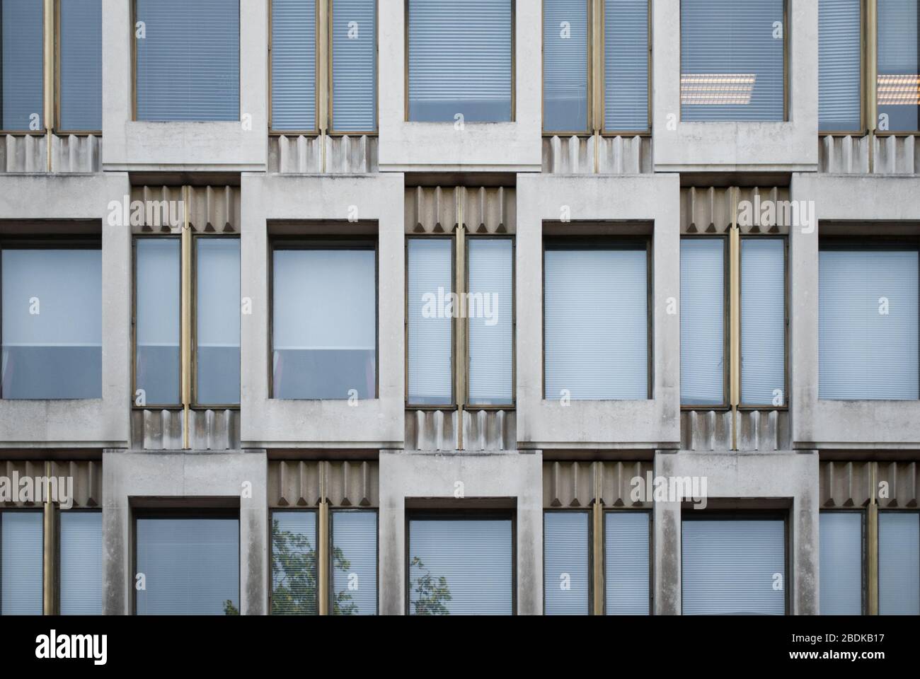 Architektur Alte amerikanische Botschaft US Botschaft, Grosvenor Square, Mayfair, London W1K 2HP von Eero Saarinen Stockfoto