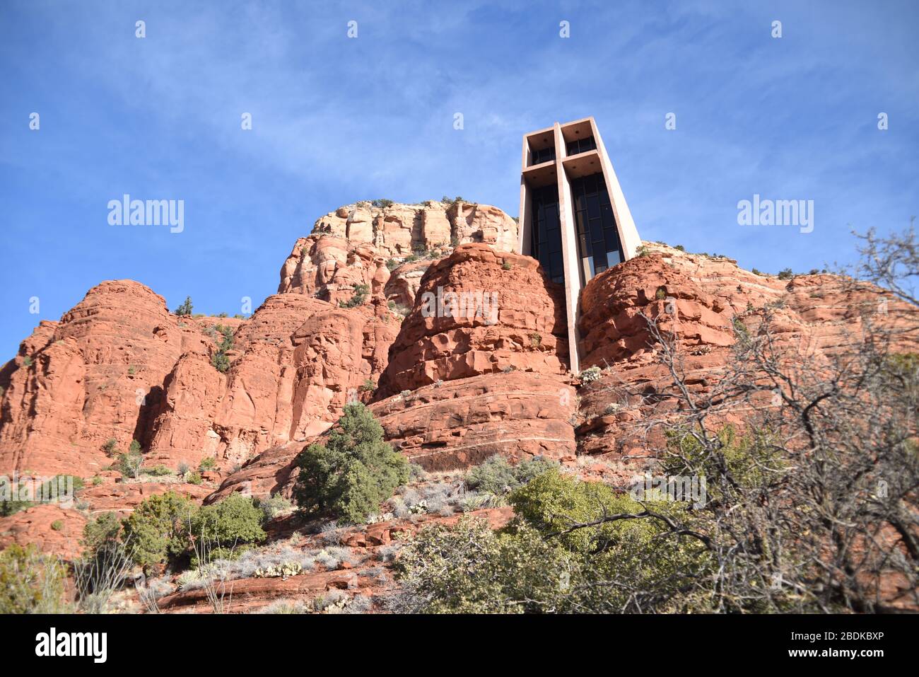 Sedona, Arizona. USA 31. Dezember 2019. Die Heilig-Kreuz-Kapelle. Ein Traum von Marguerite Brunsweg Staude für dieses Haus der Anbetung wurde 1956 fertiggestellt Stockfoto