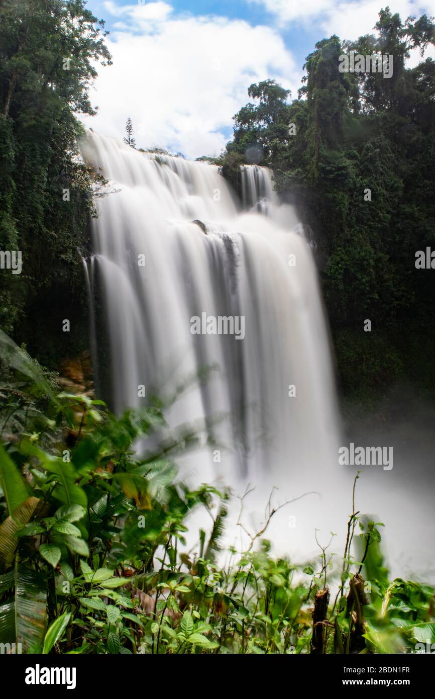 Wasserfälle auf dem Bolaven Plateau Stockfoto