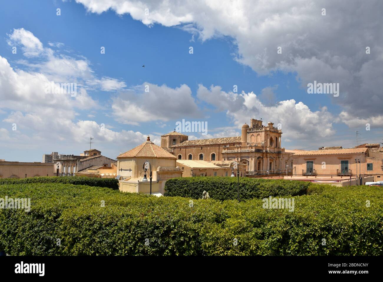 Panoramablick auf Noto, eine Stadt in Süditalien Stockfoto