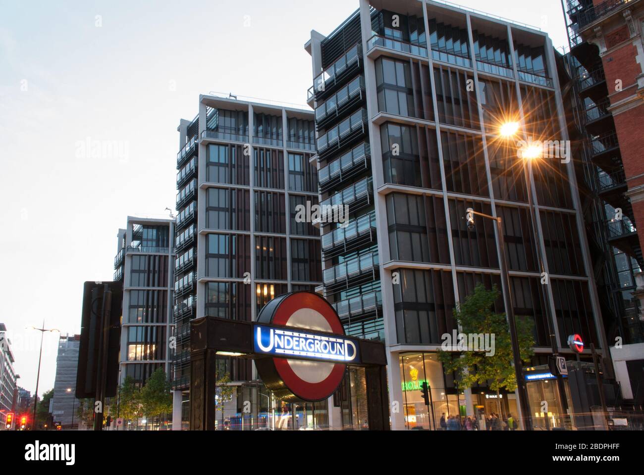 Luxury Apartments Flats Windows One Hyde Park, 100 Knightsbridge, London SW1X 7LJ von Rogers Stirk Harbour + Partners Arup Laing O'Rourke Stockfoto