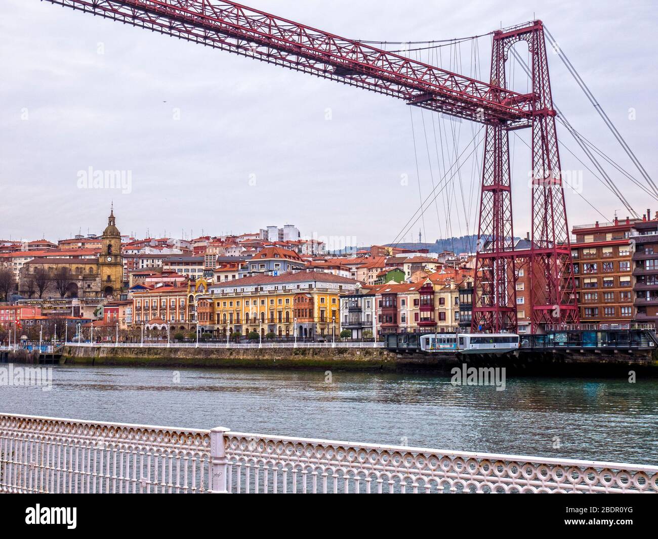 Puente Colgante de Bizkaia con Portugalete al fondo. Bizkaia. País Vasco. España Stockfoto