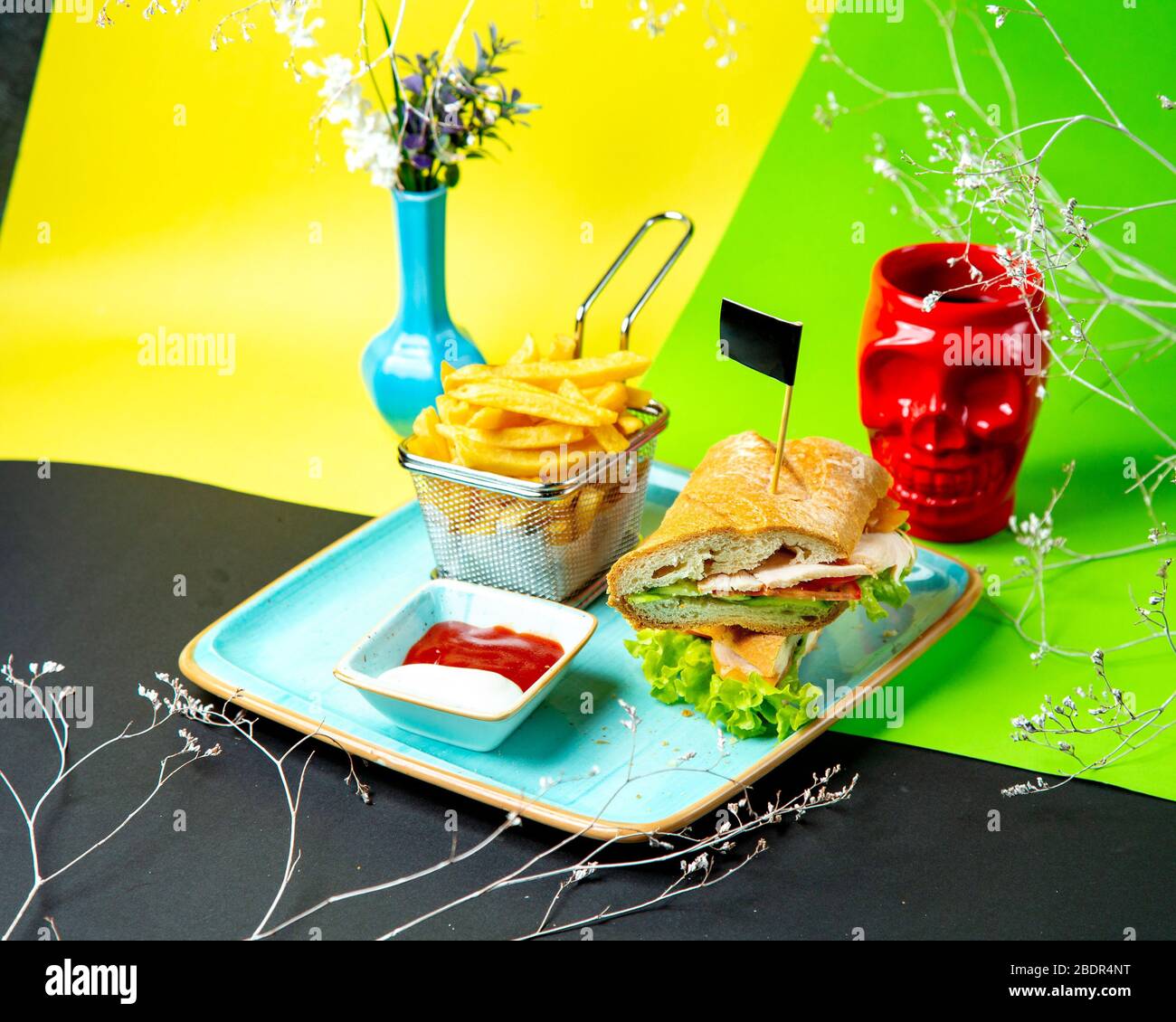 Sandwiches mit pommes Frites und Ketchup   Stockfoto