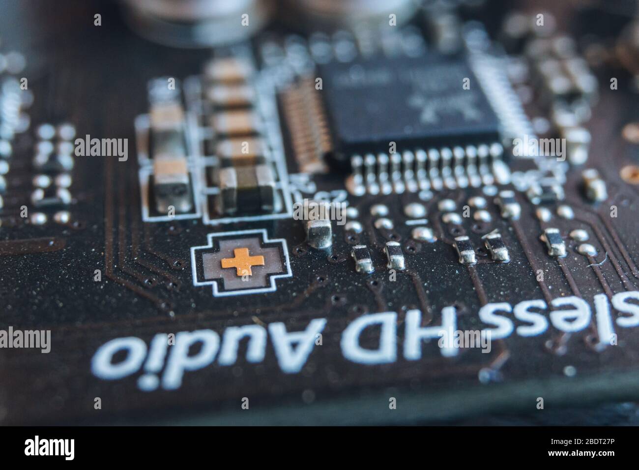 Makroaufnahme eines Motherboard-Schaltkreises Stockfoto