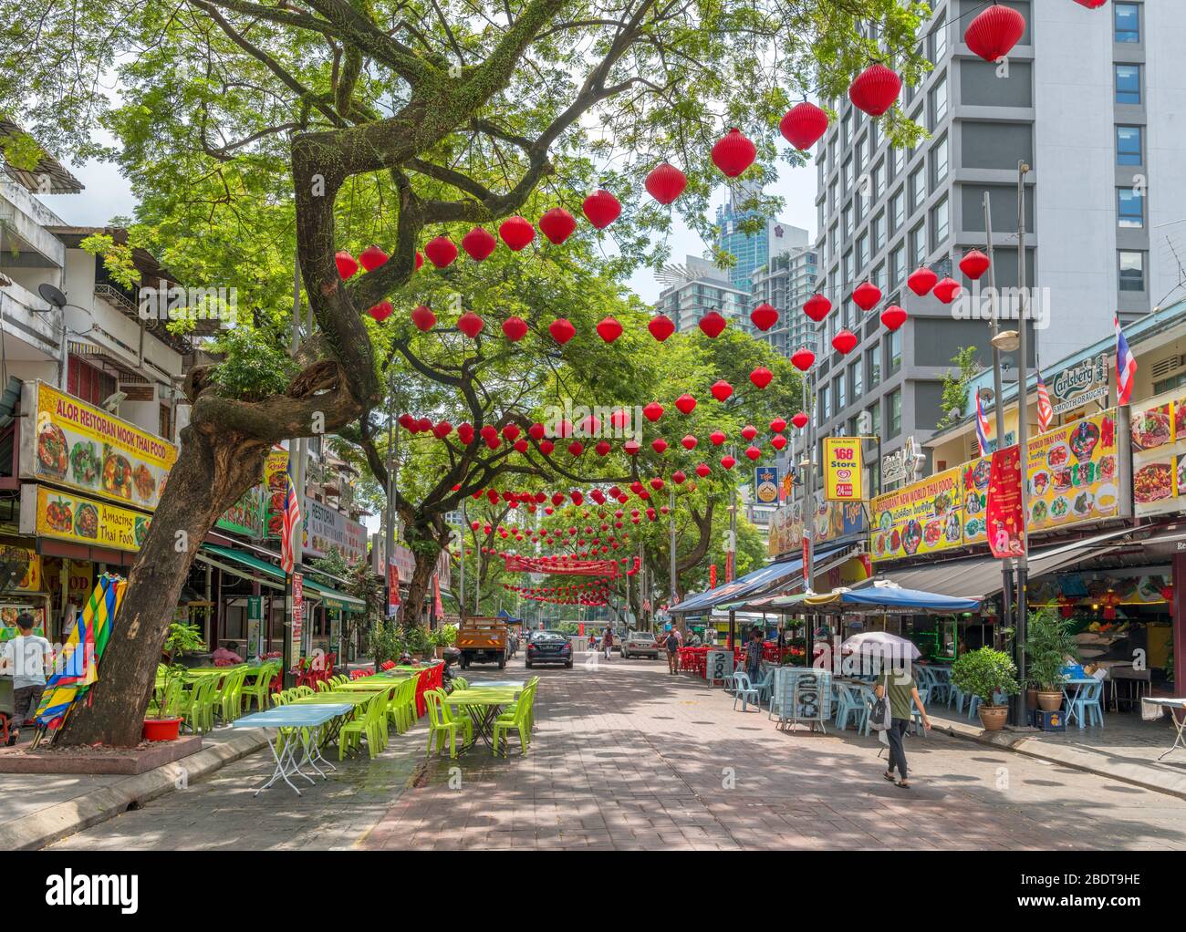 Jalan Alor, eine Straße im Goldenen Dreieck, berühmt für ihr Essen und ihre Getränke, Bukit Bintang, Kuala Lumpur, Malaysia Stockfoto