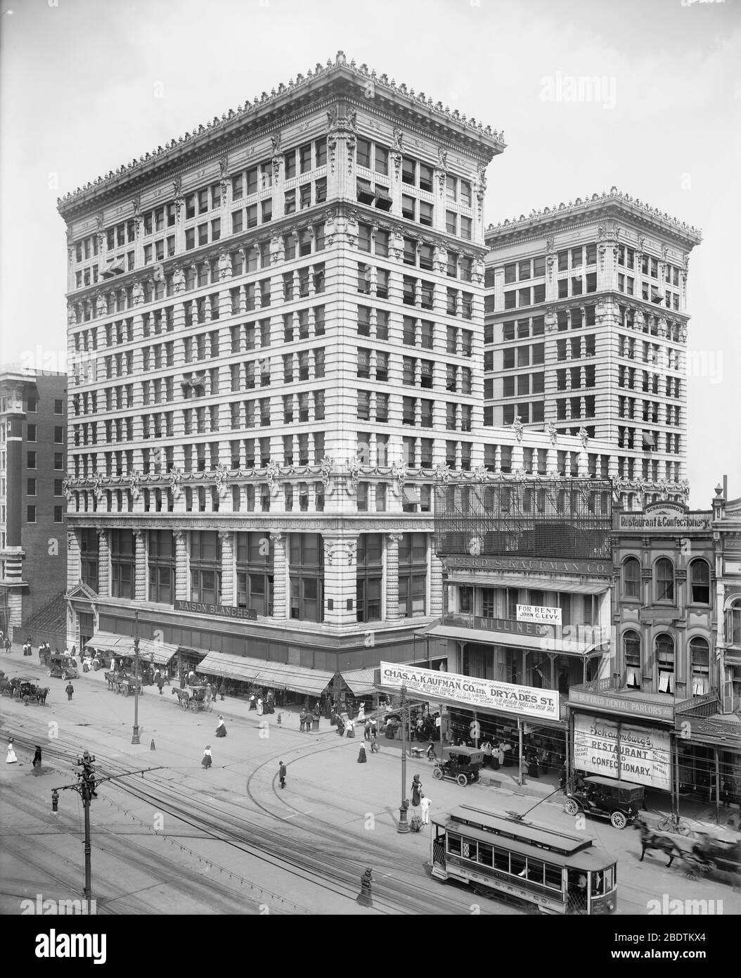 Straßenszene, Maison Blanche Department Store, Canal Street, New Orleans, Louisiana, USA, Detroit Publishing Company, 1910 Stockfoto