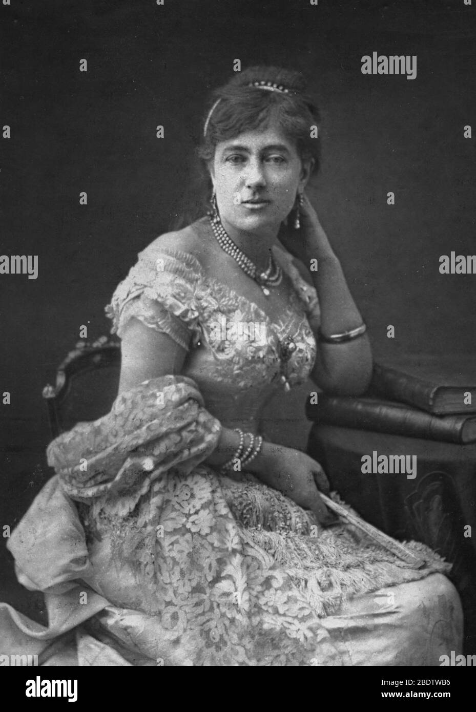 Juliette Adam (1836-1936) war eine französische Schriftstellerin und Feministin. Beruflich war sie auch als Mme bekannt, als sie Dramen für das Theater schrieb. Edmond Adam. Sie war eine der wichtigsten Förderer der Rechte, der Bildung und der Selbstbestimmung der Frauen. Sie war auch frei mit ihren politischen Ansichten. Um meine writer-bezogene Vintage-Bilder zu sehen, Suche: Prestor Vintage Writer Stockfoto