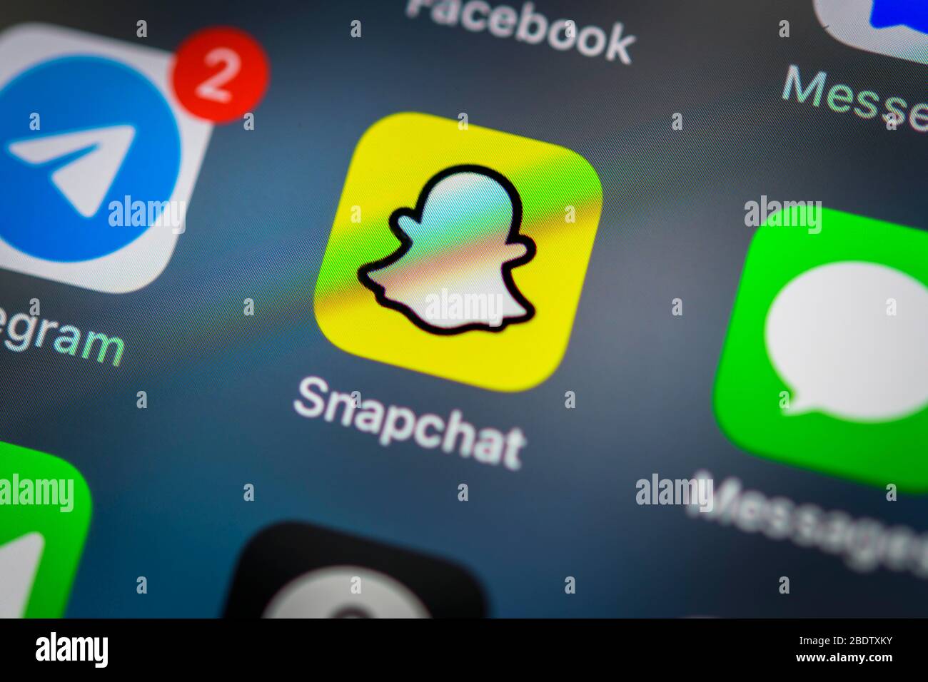 Snapchat App, soziales Netzwerk, App-Symbol, Display auf dem Display von Mobiltelefon, Smartphone, Detail, Vollformat Stockfoto