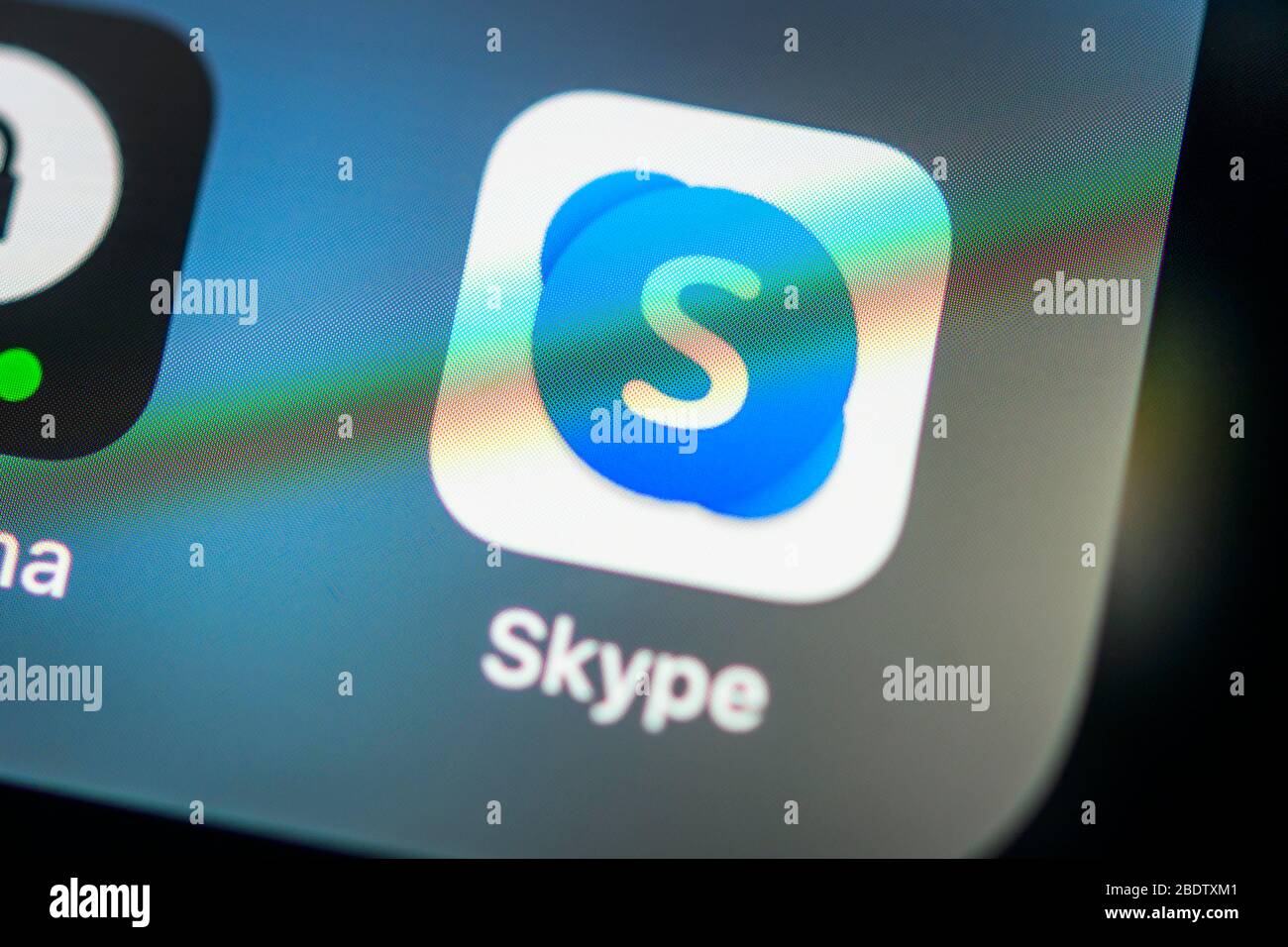 Skype, Video-Chat-Service, App-Icon, iOS, Display auf dem Display des Mobiltelefons, Smartphone, Detail, Vollformat Stockfoto