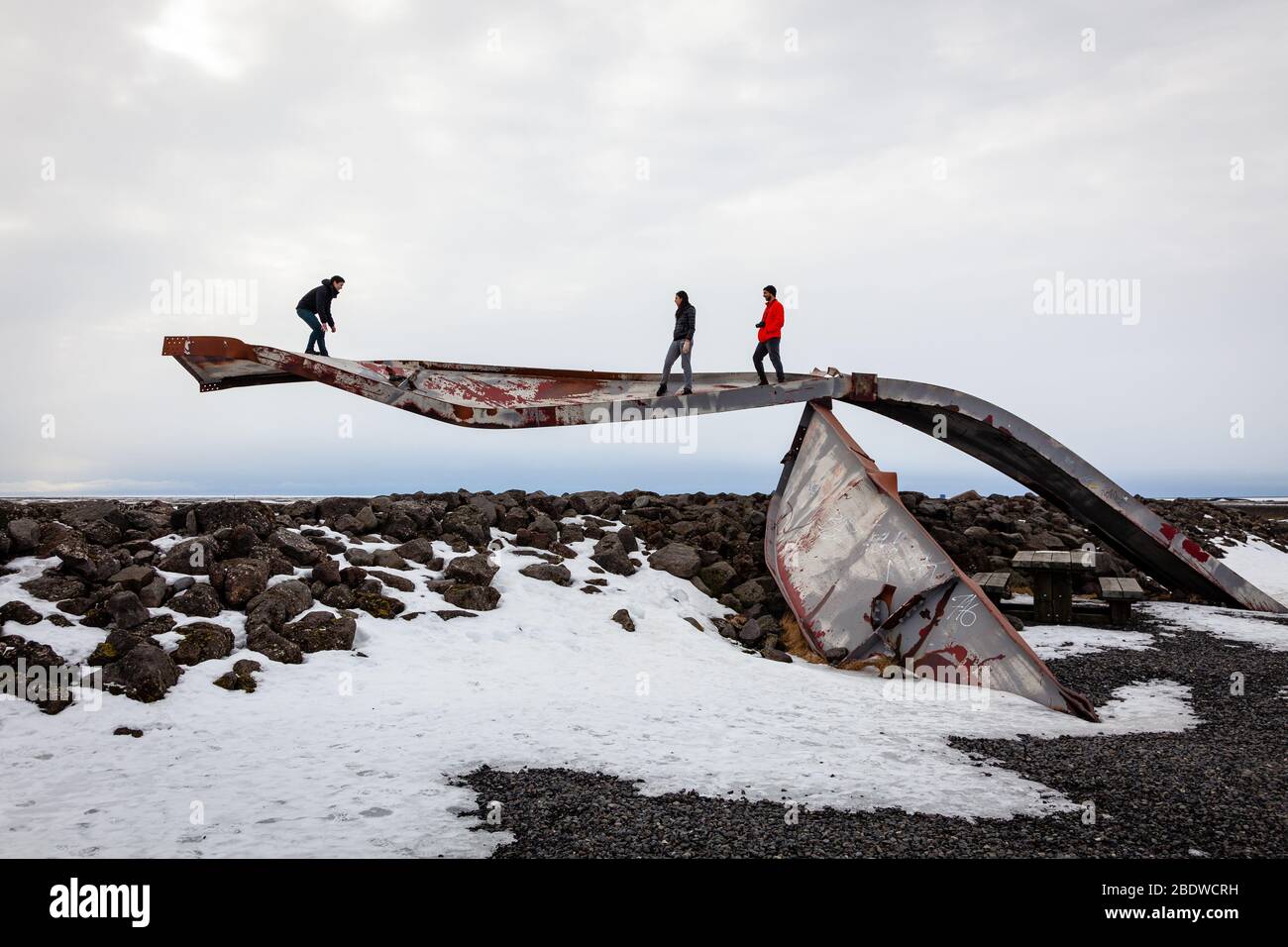 Skeiðará Brückendenkmal in Südostisland mit den Überresten einer Brücke, die 1996 durch Gletscherfluten ausgelöscht wurde Stockfoto
