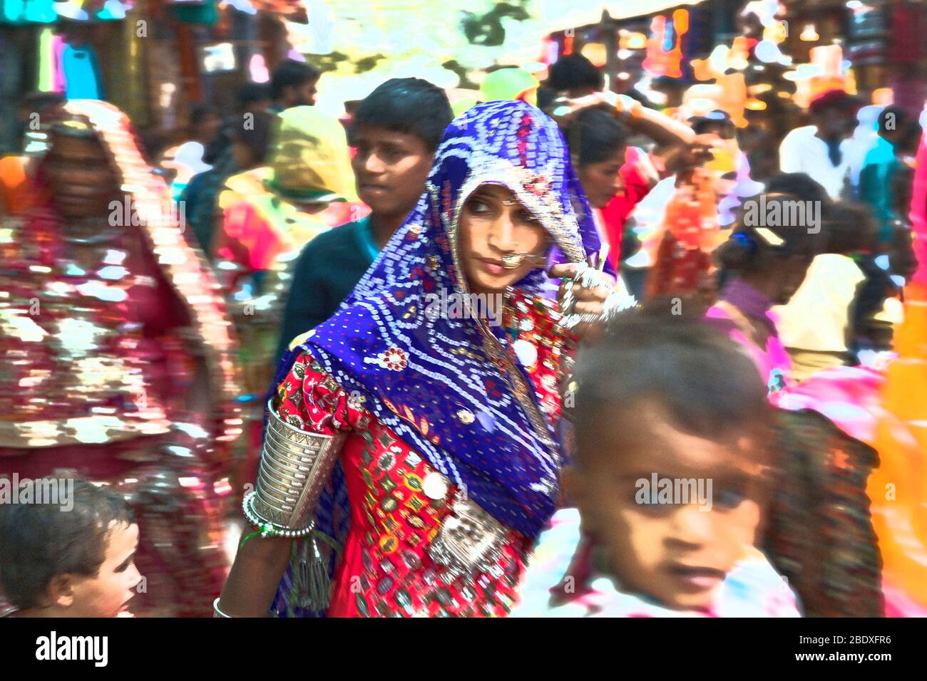 Das Bild von Rajasthani Dame bei Pushkar Animal Fair, Ajmer, Rajasthan, Indien, asien Stockfoto