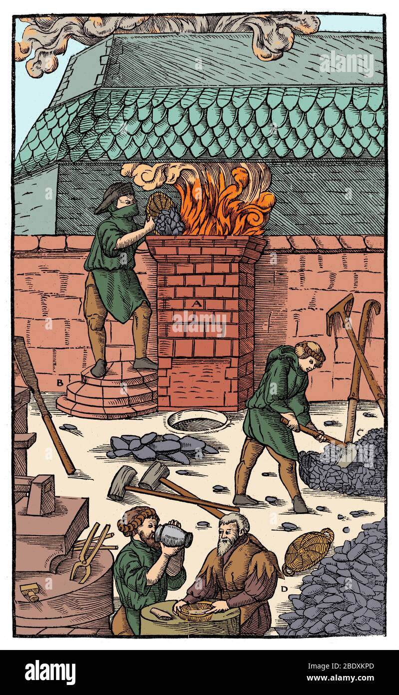 Hochofen für die Schmelze von Eisenerz, Agricola, De Re Metallica, 1556 Stockfoto