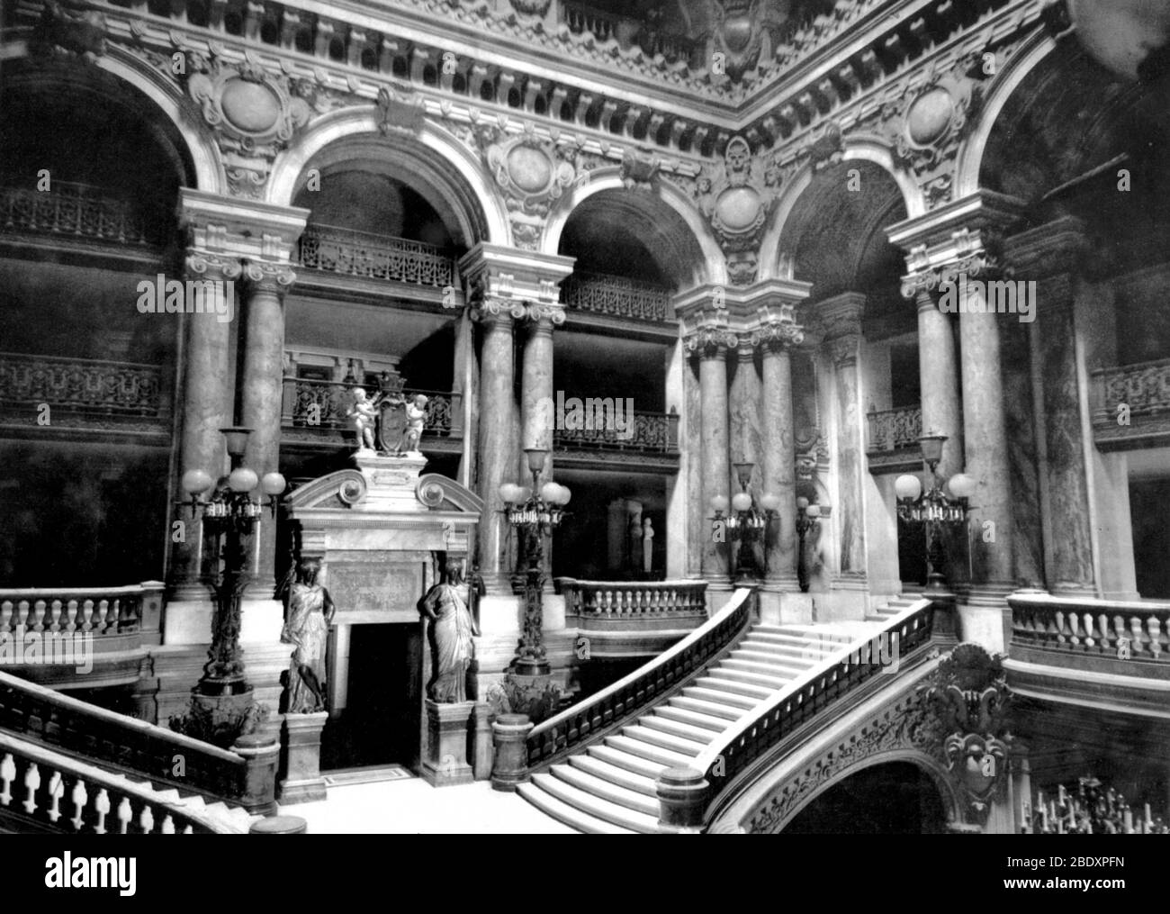 Pariser Opernhaus, Palais Garnier, Grand Staircase, 1890er Jahre Stockfoto