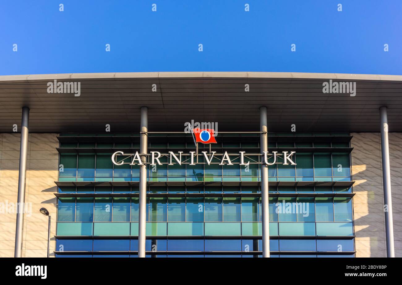 Carnival Logo in der Carnival UK Hauptniederlassungen in Southampton, England, Großbritannien Stockfoto