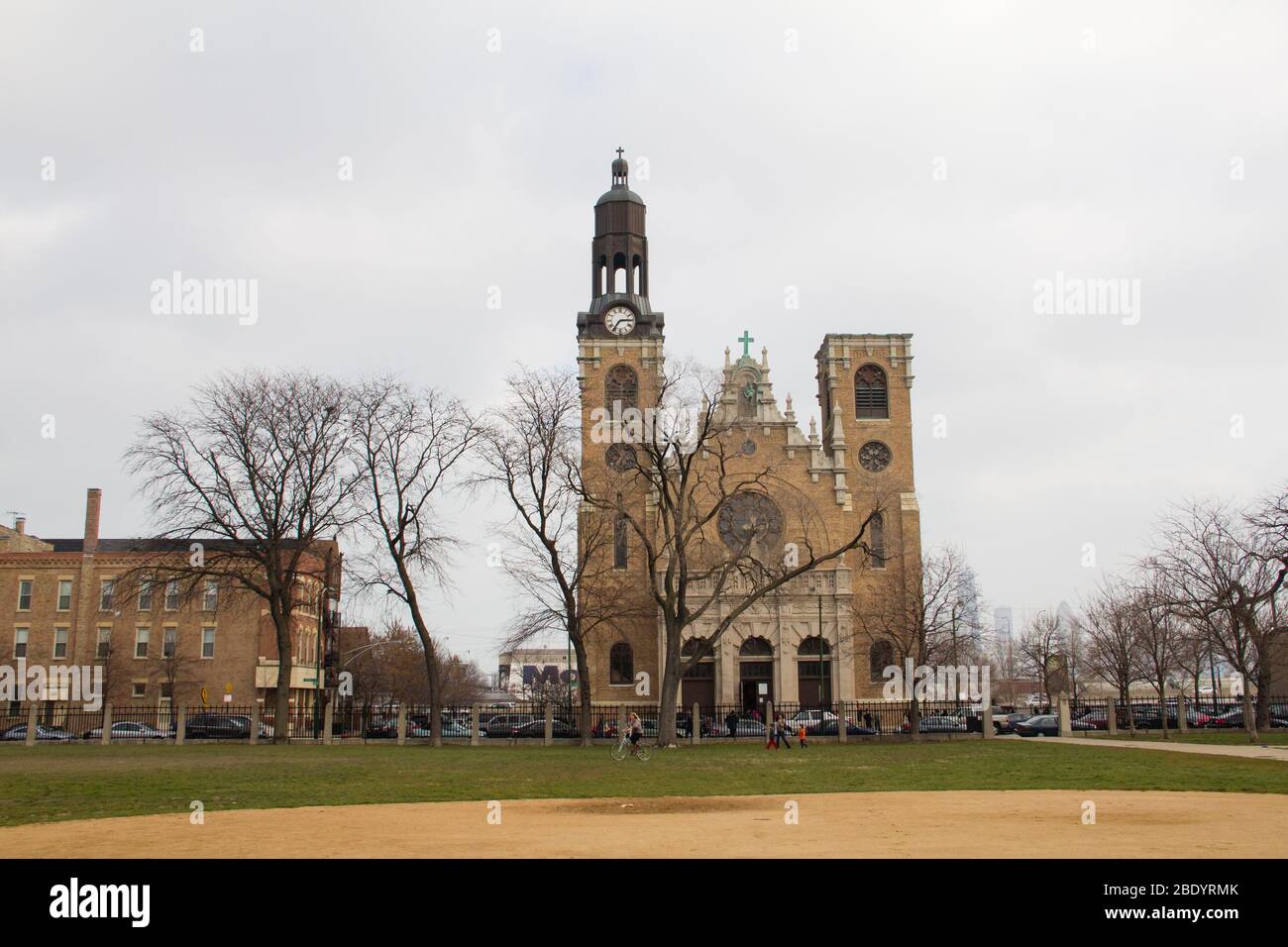 Vorderansicht von St. Stanislaus Kostka Parish, Chicago, Illinois, USA Stockfoto