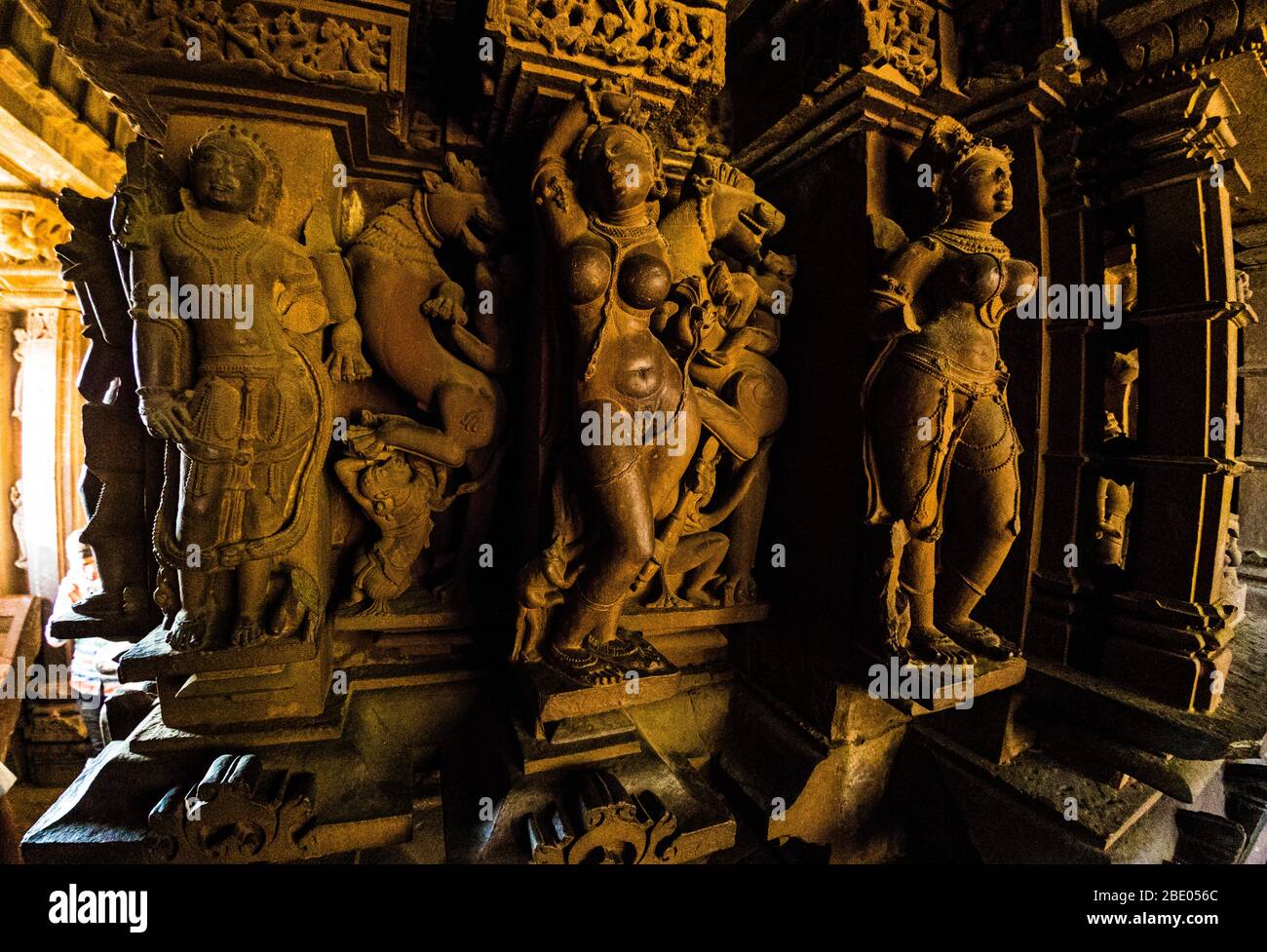Nahaufnahme von Statuen, Khajuraho Tempel, Indien Stockfoto