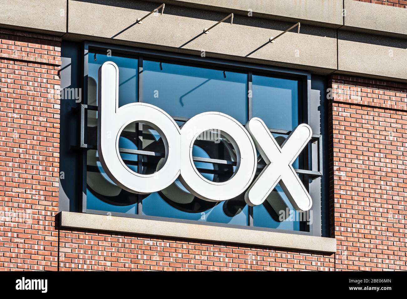 August 24, 2019 Redwood City/CA/USA - in der Nähe der Box Logo am Hauptsitz im Silicon Valley; Box, Inc. (ehemals Box.net) ist eine Cloud Content m Stockfoto