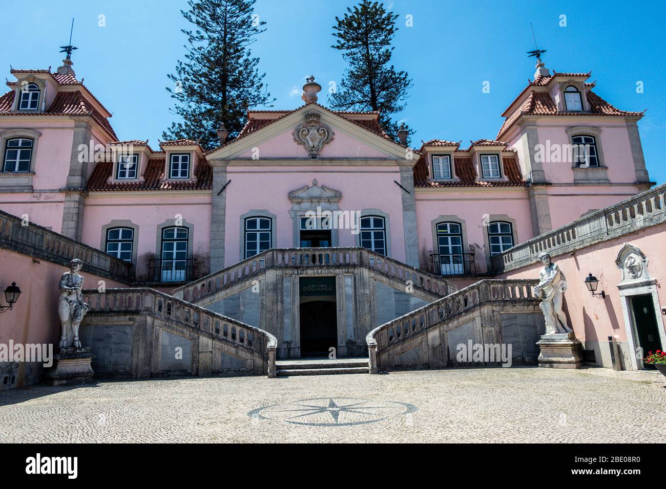 Palast des Marquis von Pombal in Oeiras. Ein barocker Palast aus dem 18. Jahrhundert, entworfen und gebaut von Carlos Mardel, Portugal Stockfoto