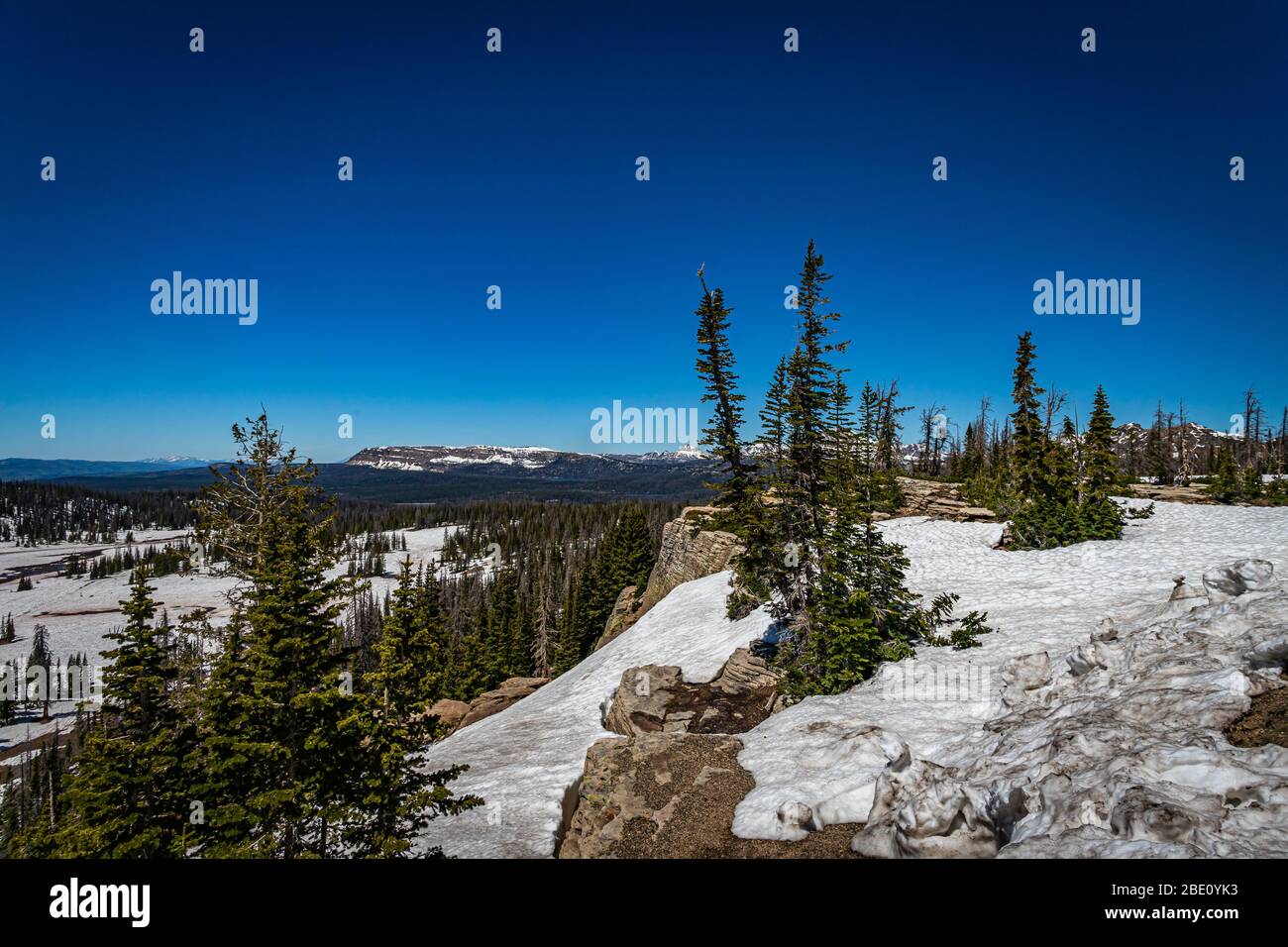 Blick von der Mirror Lake Scenic Byway in der Nähe Bald Mountain Pass in der uinta Berge von Utah. Stockfoto