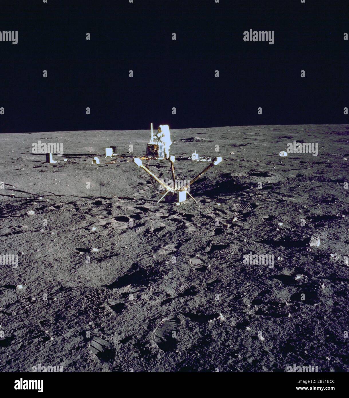 Apollo 12 Mission entsendet Ames spezielle mondoberfläche Magnetometer entwickelt, magnetische Felder, auf dem Mond zu messen (Tri-achse Magnetometer) Stockfoto