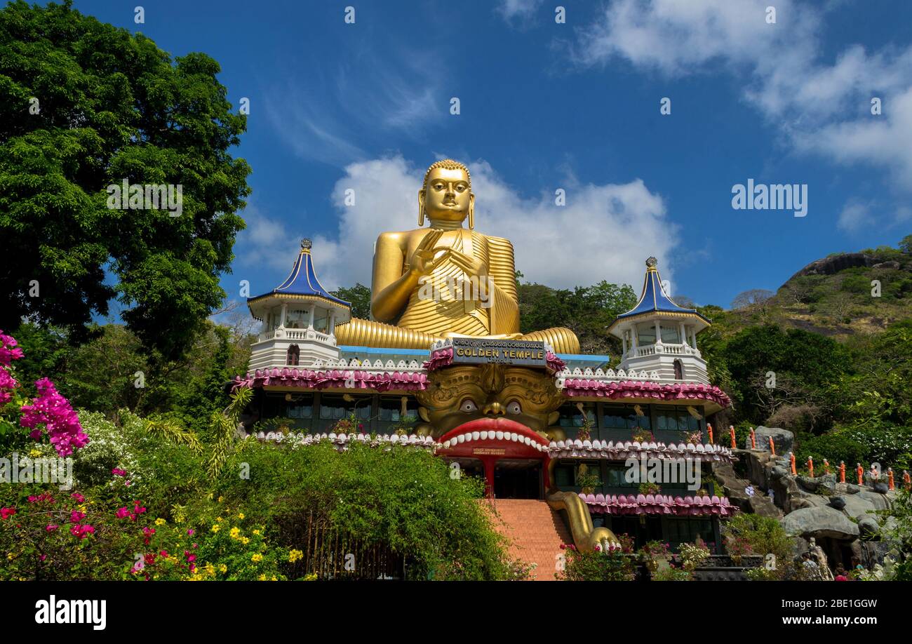 Goldenen Tempel von Dambulla in Dambulla, Central Province, Sri Lanka, Asien Stockfoto