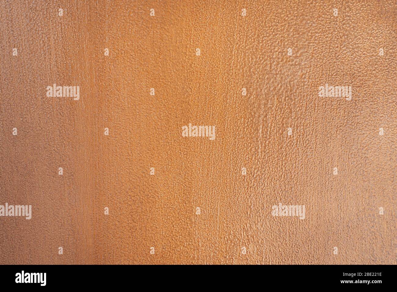 Texturierter Hintergrund aus Kupfer-Metall. Abstrakte Kulisse für Ihr Design. Stockfoto