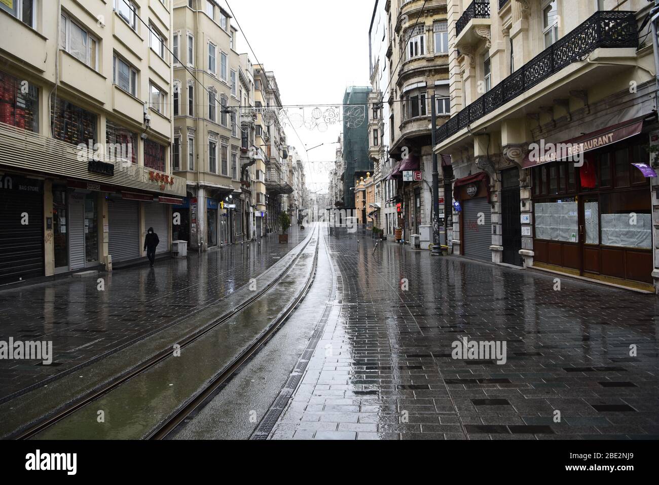 Istiklal Avenue während der Coronavirus-Quarantäne in istanbul Stockfoto
