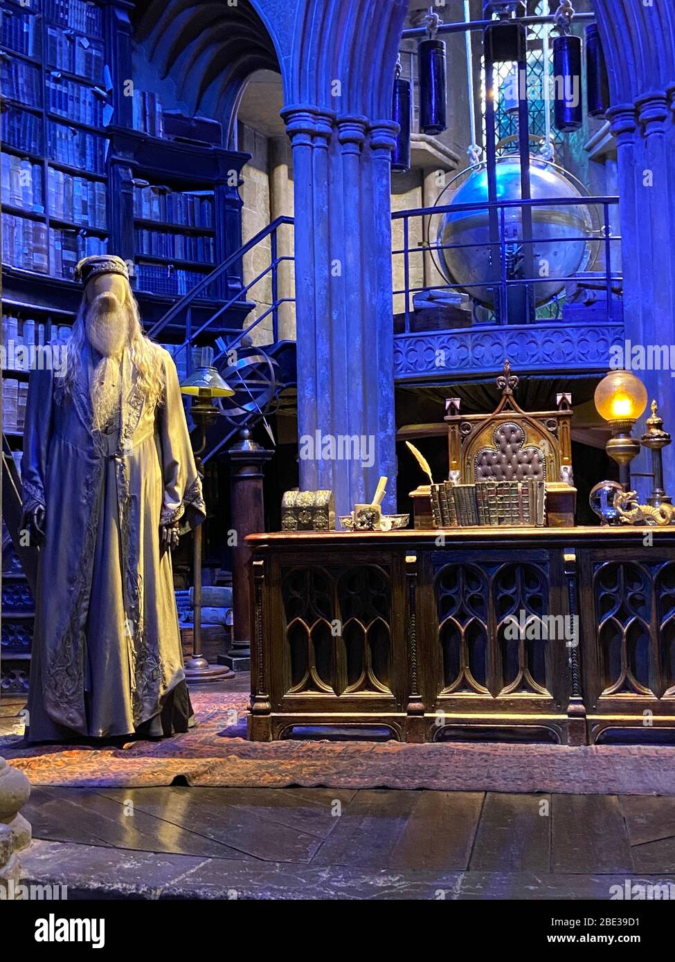 Charakter dumbledore -Fotos und -Bildmaterial in hoher Auflösung – Alamy