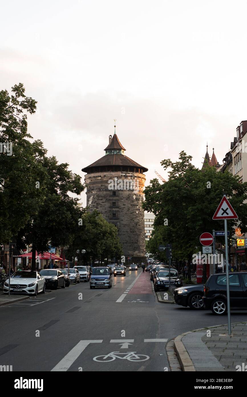 Der Frauentorturm in Nürnberg. Stockfoto