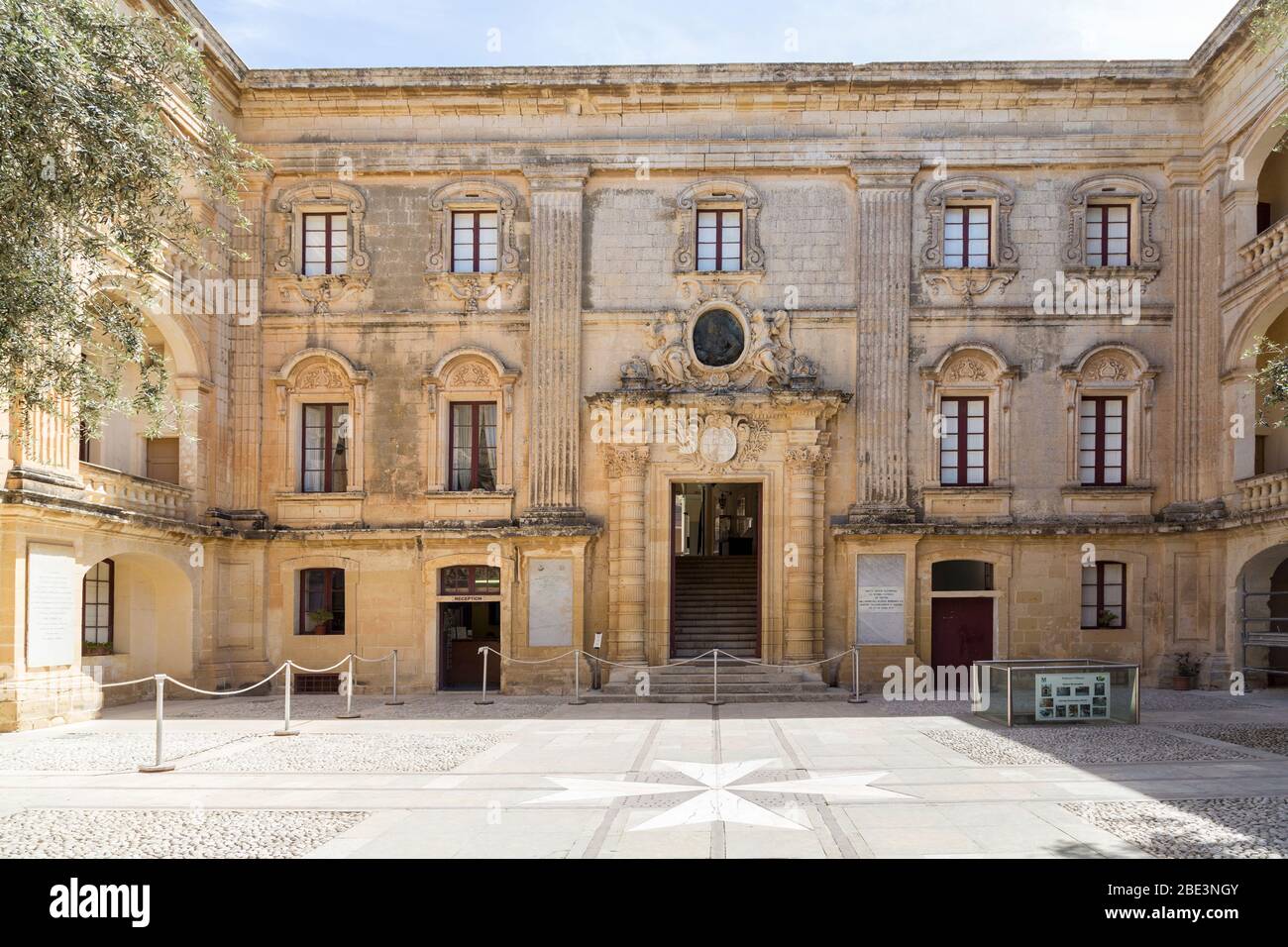 Der restaurierte Palazzo Vilhena, Magisterial Palace heute das National Museum of Natural History, Stille Stadt Mdina, Malta Stockfoto